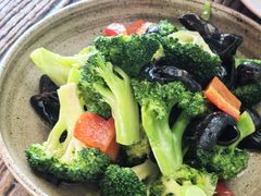 -The BREW·酿餐厅(浦东嘉里大酒店)