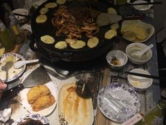 -燚店·铁板鱼蛙·烤肉·烤串(北新桥店)
