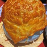 不算特别的创意 但是表层的起酥面包还是很喜欢的