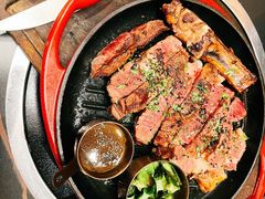 -斯普汇生蚝牛排馆(中骏世界城店)
