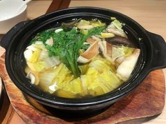 豆腐菌菇蔬菜锅-歌行灯日本料理(伊势丹店)
