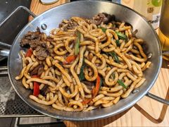 黑椒牛肉炒乌冬面-阿鸡鱼庄·顺德鲜蒸小炒(亚运村店)