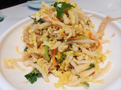 白菜拌蛰皮-山海菜馆·海肠捞饭·青岛菜(栈桥店)