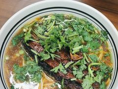 -小马牛肉面·牛骨熬制(南京博物院店)