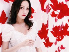 -梅龙镇广场