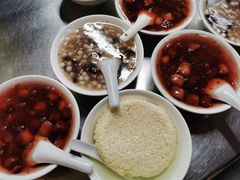 -芳婆糕团店(王府大街店)