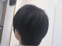 -阿三造型烫染•接发