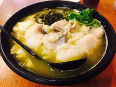 -鑫花溪牛肉米粉(凤凰街创始总店)
