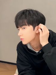 -苑苑发型设计