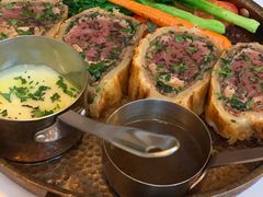 -斯普汇生蚝牛排馆(中骏世界城店)