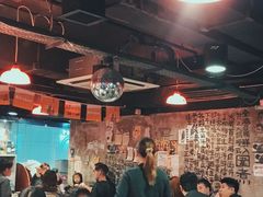 大堂-鲜入围煮花胶鸡海鲜火锅