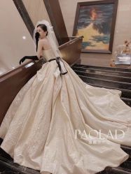 -南京宝娜嫁衣婚纱礼服馆(中央路店)