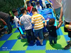 -蒙特利亲子乐园