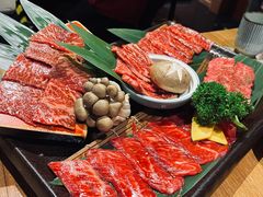 -炼火烤肉店