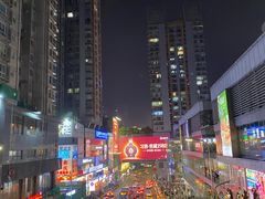 -观音桥步行街