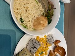 -上海世茂皇家艾美酒店