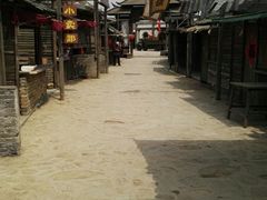 -清风小镇闯关东影视基地