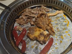 -欢乐时光烤肉火锅自助(龙岩新罗万达店)