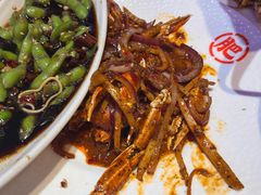 -肥肥虾庄·金牌油焖大虾(首义路店)