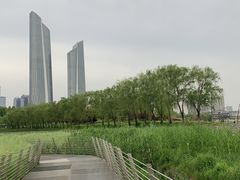 -南京眼步行桥