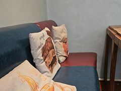 -房角石咖啡与书(吉大南校店)