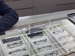 -无界眼镜MaxLess(南翔印象城店)
