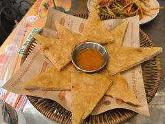 -小小集渔·泰式大排档(太古里香槟店)
