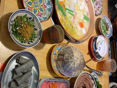 -洱火云南酸菜牛肉火锅(石景山当代商城店)