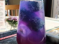 魔法药剂师蝶豆花气泡汁-The Rug Cafe(王府中环店)