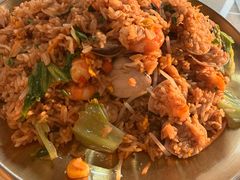 -覃记海鲜美食餐厅