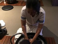 -Let’s Relax Spa(Terminal 21 Asok)