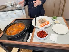 -品海楼·大连海胆锅贴馆(东港店)