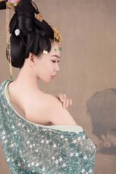 点击看大图 -盘子女人坊古装写真摄影(长春总店)