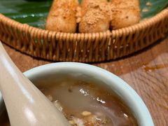 -野山舂·贵州现舂酸汤火锅(鸿通城店)