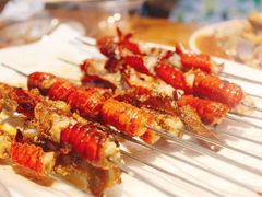 -老街烧烤大排档·地道湖北菜·龙虾馆(汉口火车站店)