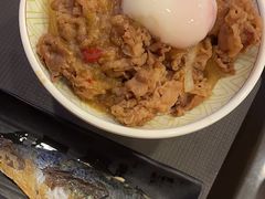 温泉蛋牛丼-食其家·牛丼咖喱(宜山路贝岭店)