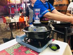 -刘姐啤酒鱼民族演艺餐厅(西街总店)