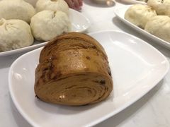 -李与白包子铺(桐梓林店)