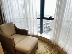 -深圳罗湖东门步行街亚朵X酒店