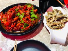 -沪小胖小龙虾(淮海中路旗舰店)