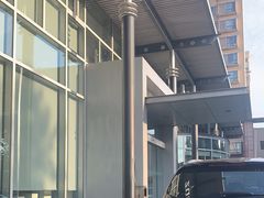 -上海星瀚奔驰4S店(红柳路店)