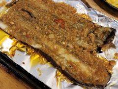 茄子-老东镇啤酒屋海鲜加工·蒸汽海鲜·海鲜烧烤(台东店)