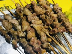 -老红桥炸灌肠牛肚锅烧烤(定福庄店)