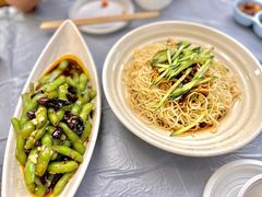 -肥肥虾庄·金牌油焖大虾(东湖欢乐谷店)