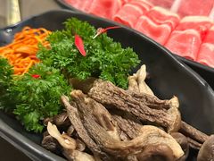 -捞王锅物料理(上海世茂广场店)