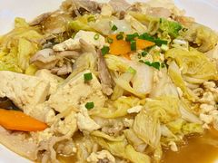 白菜五花肉炖豆腐-金石滩鲁能温泉假日酒店·海洋之星餐厅