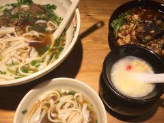 -湘人龙记老长沙米粉(华普国际大厦店)