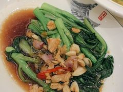 -沪华海鲜大酒楼(南汇店)