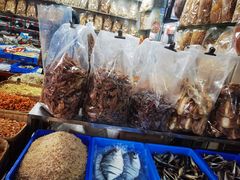-霞涌市场海鲜摆卖区