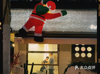 南京街头的圣诞氛围很浓啦
